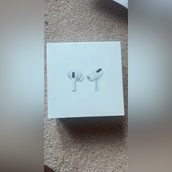 AirPods Pro - 2nd Generation - Picture 1 of 5